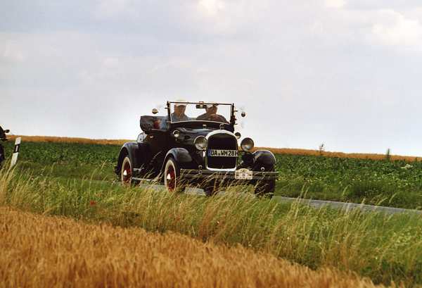 Ford Roadster 18